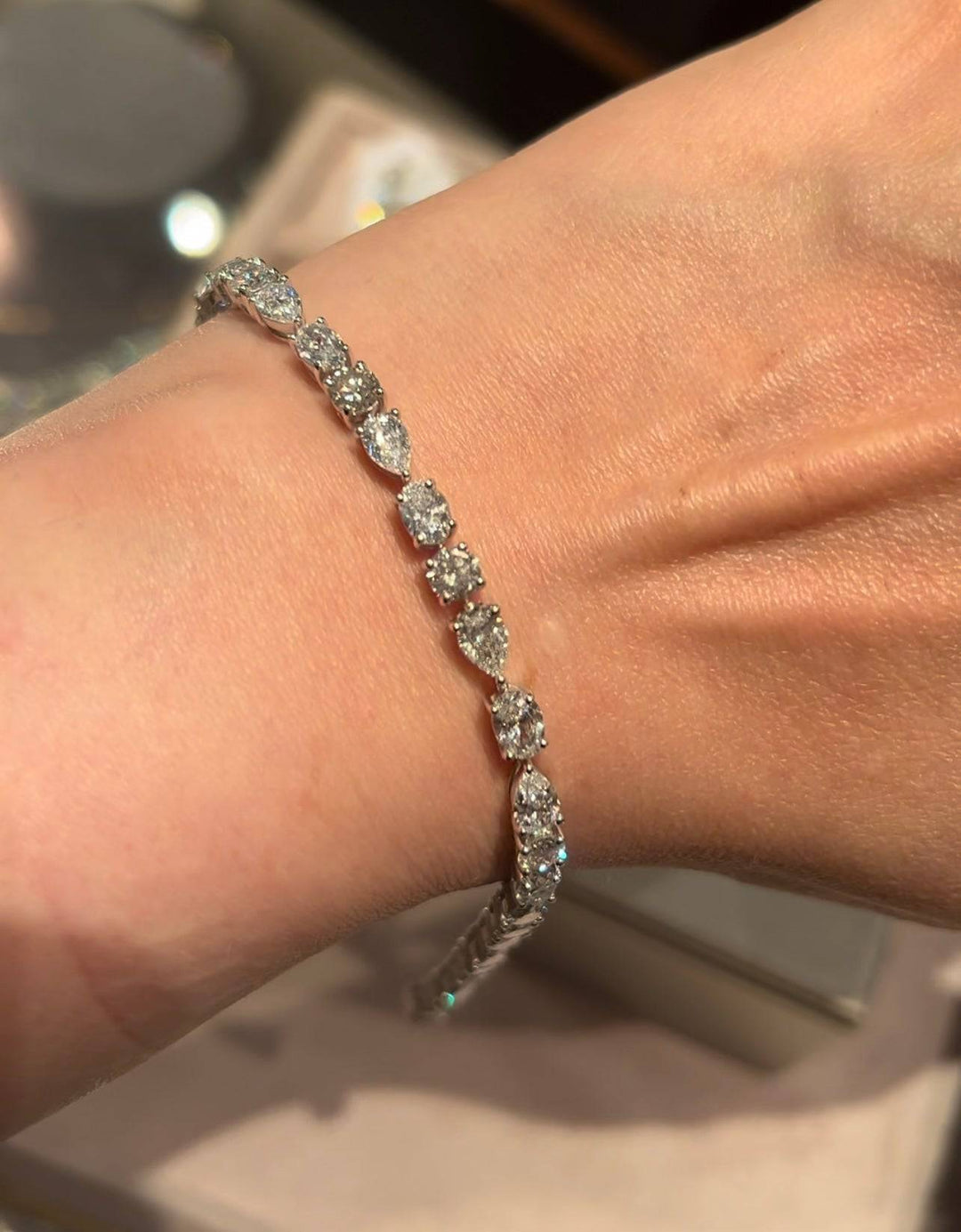 Pears oval and round tennis bracelet سوار راوند ودمعات و أوفال - just like diamonds