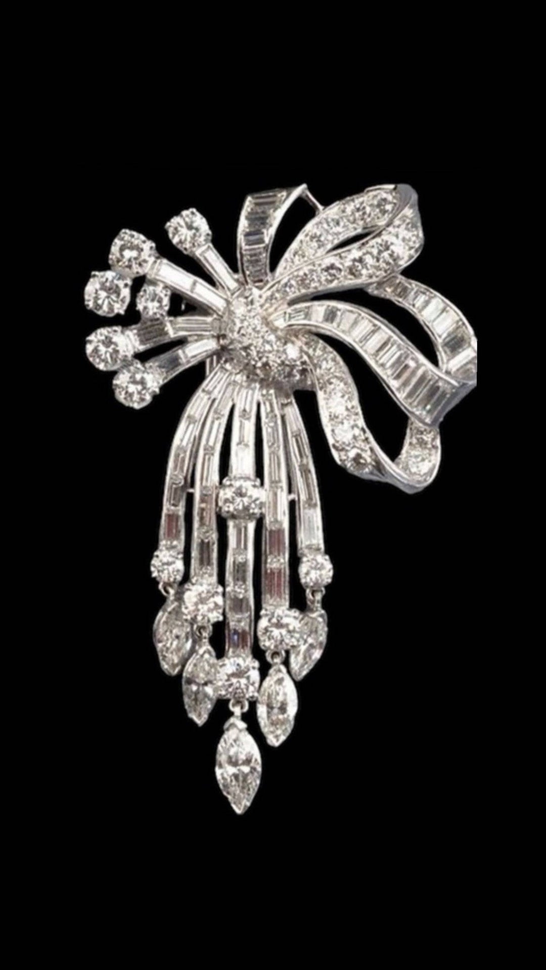 Flower brooch بروش الوردة - just like diamonds