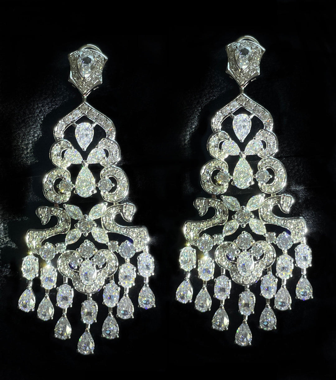 luxurious chandelier earrings أقراط الشاندليير الفخمه - just like diamonds