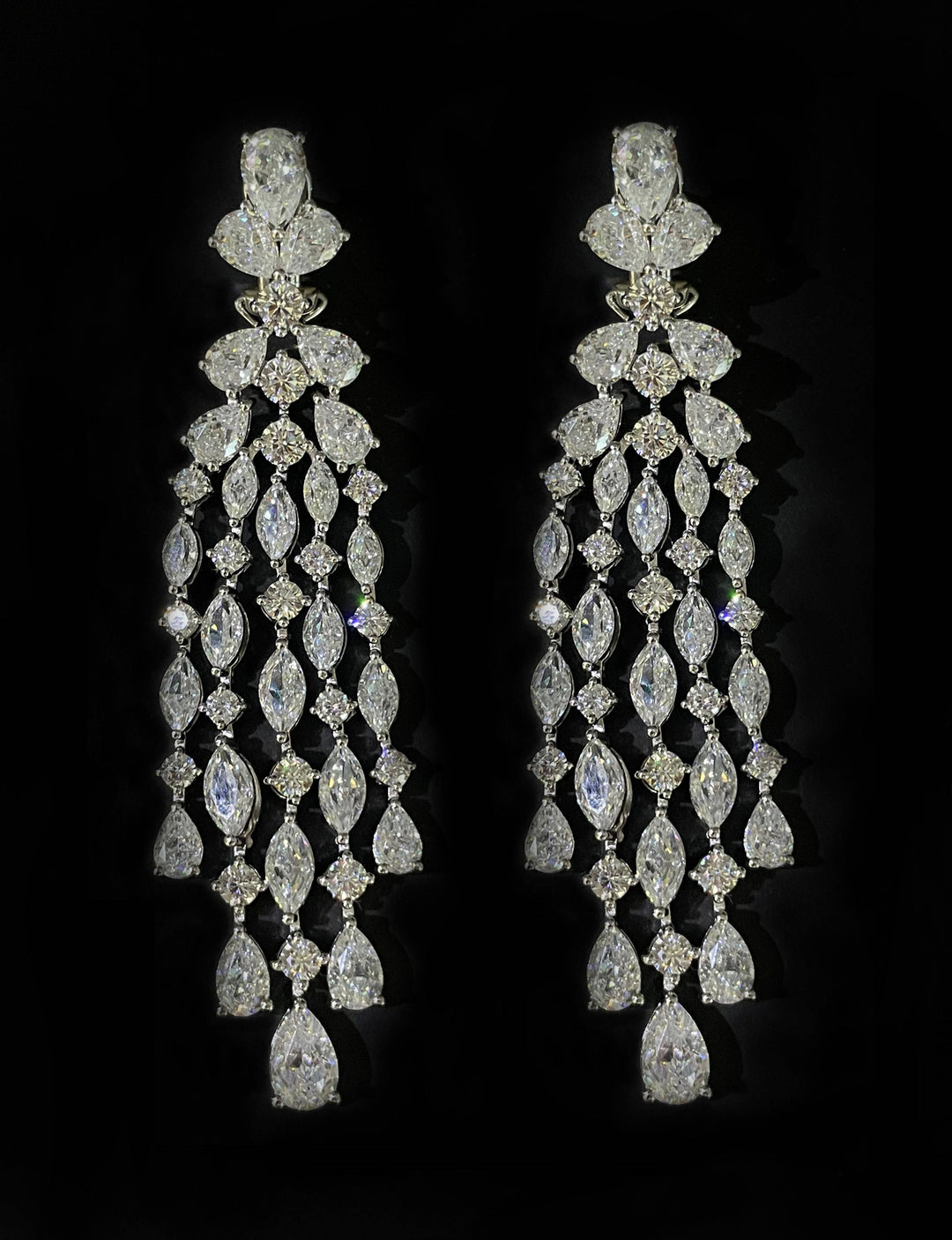 Pears and round cut chandelier earrings أقراط الشاندليير بالراوند والدمعات - just like diamonds