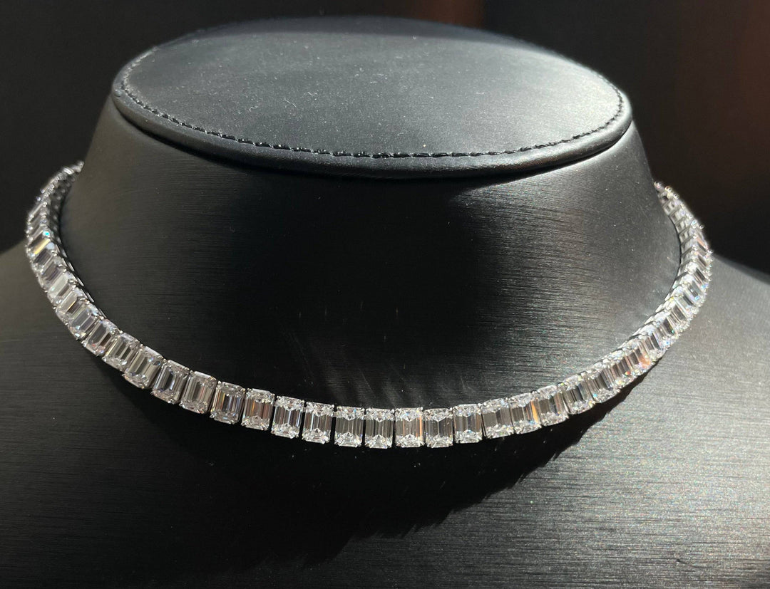 Emerald cut necklace قلادة تينيس ايميرالد - just like diamonds