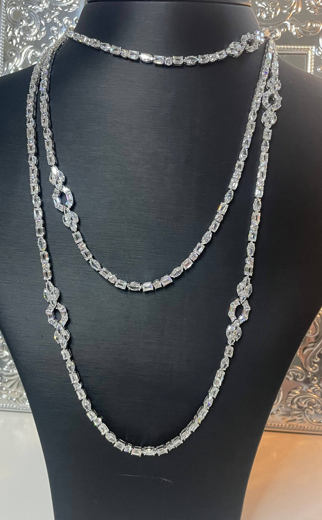 Layers emerald cut necklace قلاده طبقات - just like diamonds