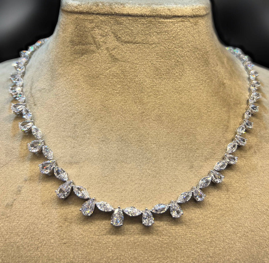 Tennis necklace pears with marquise قلاده سوليتيرات الدمعات والماركيزات - just like diamonds