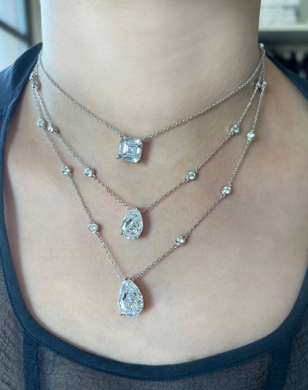 Three pendants ثلاث تعليقات - just like diamonds