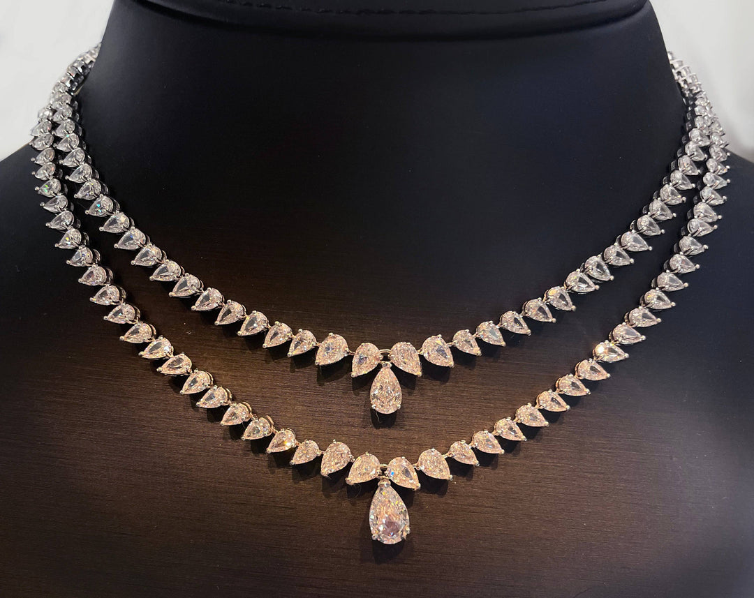 Two layers pear necklace عقد طبقتين من دمعات - just like diamonds
