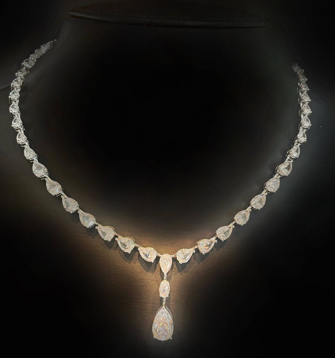 Solitaires pears necklace قلاده سوليتيرات الدمعات - just like diamonds