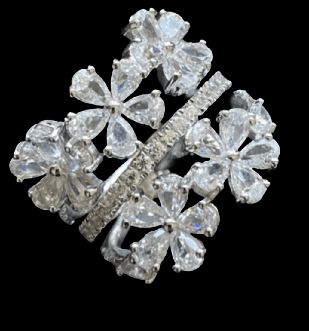Many flowers ring خاتم مجموعة ورود - just like diamonds