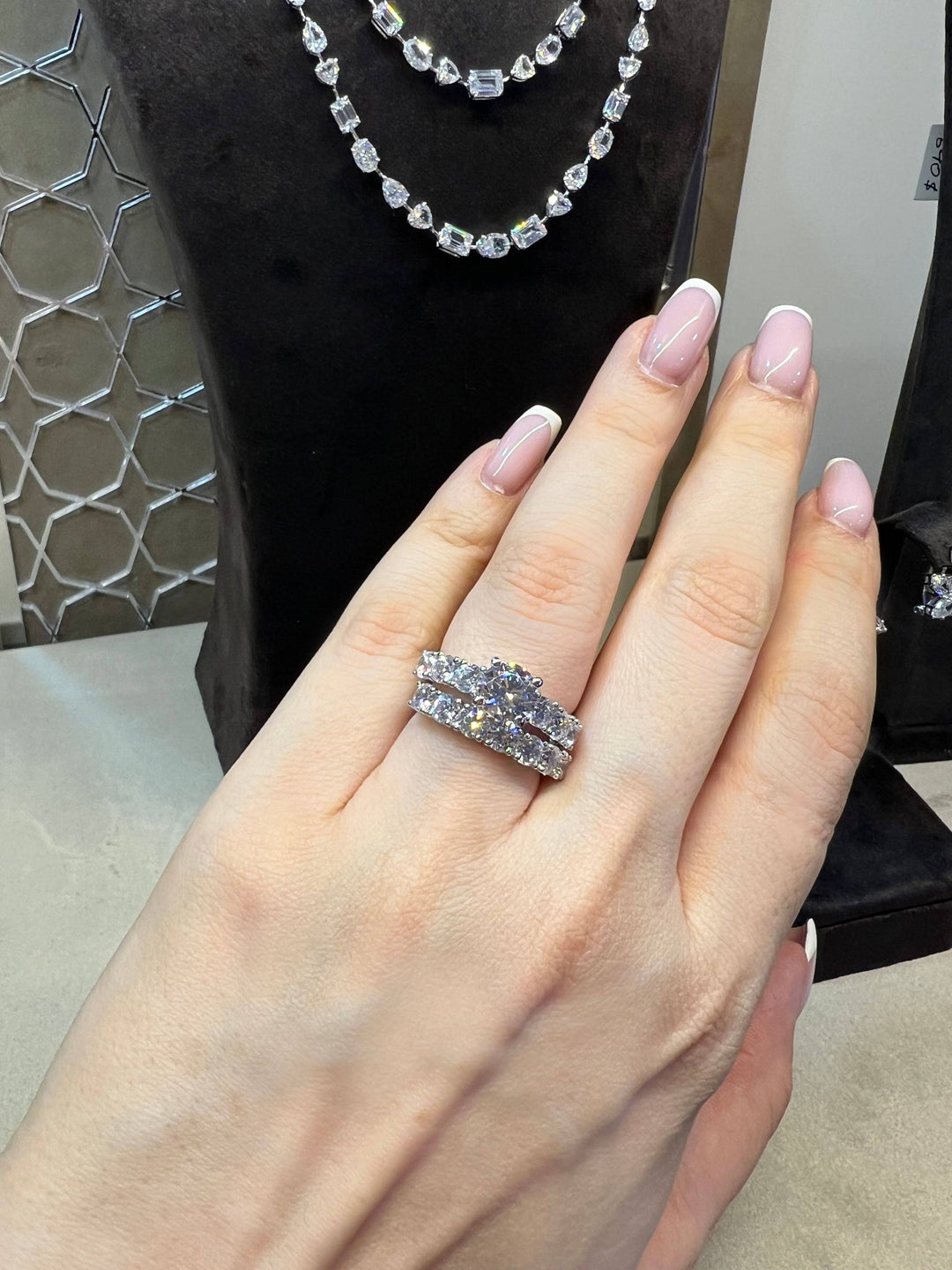 Twins Ring round