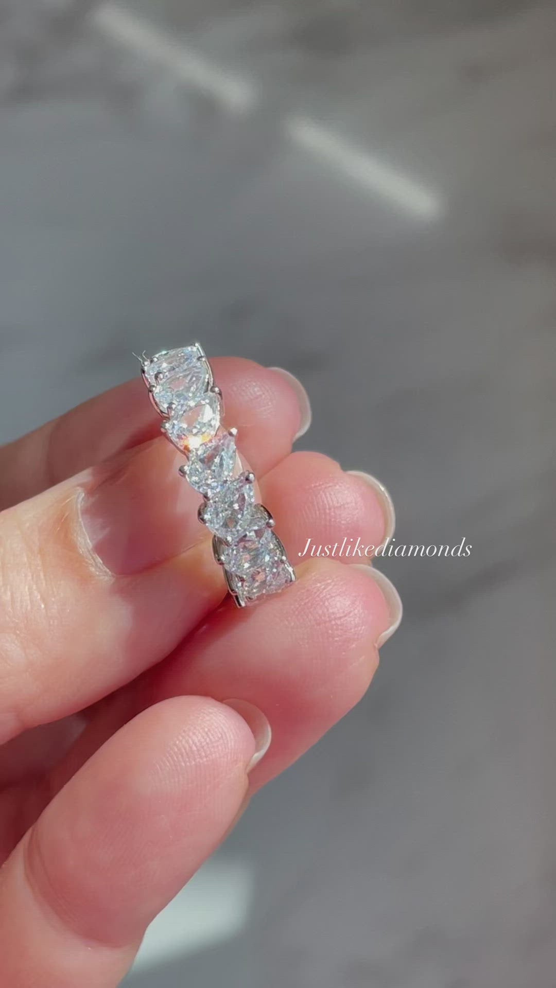 Pear cut eternity band خاتم دبلة دمعه
