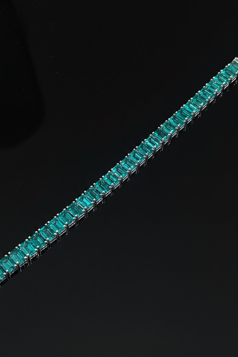 Green tennis bracelet  سوار تينيس أخضر