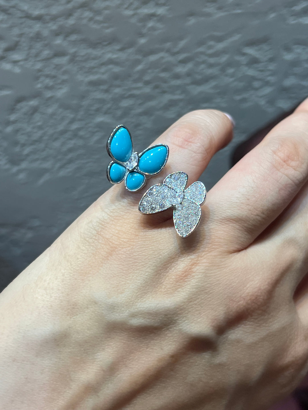 Butterfly ring