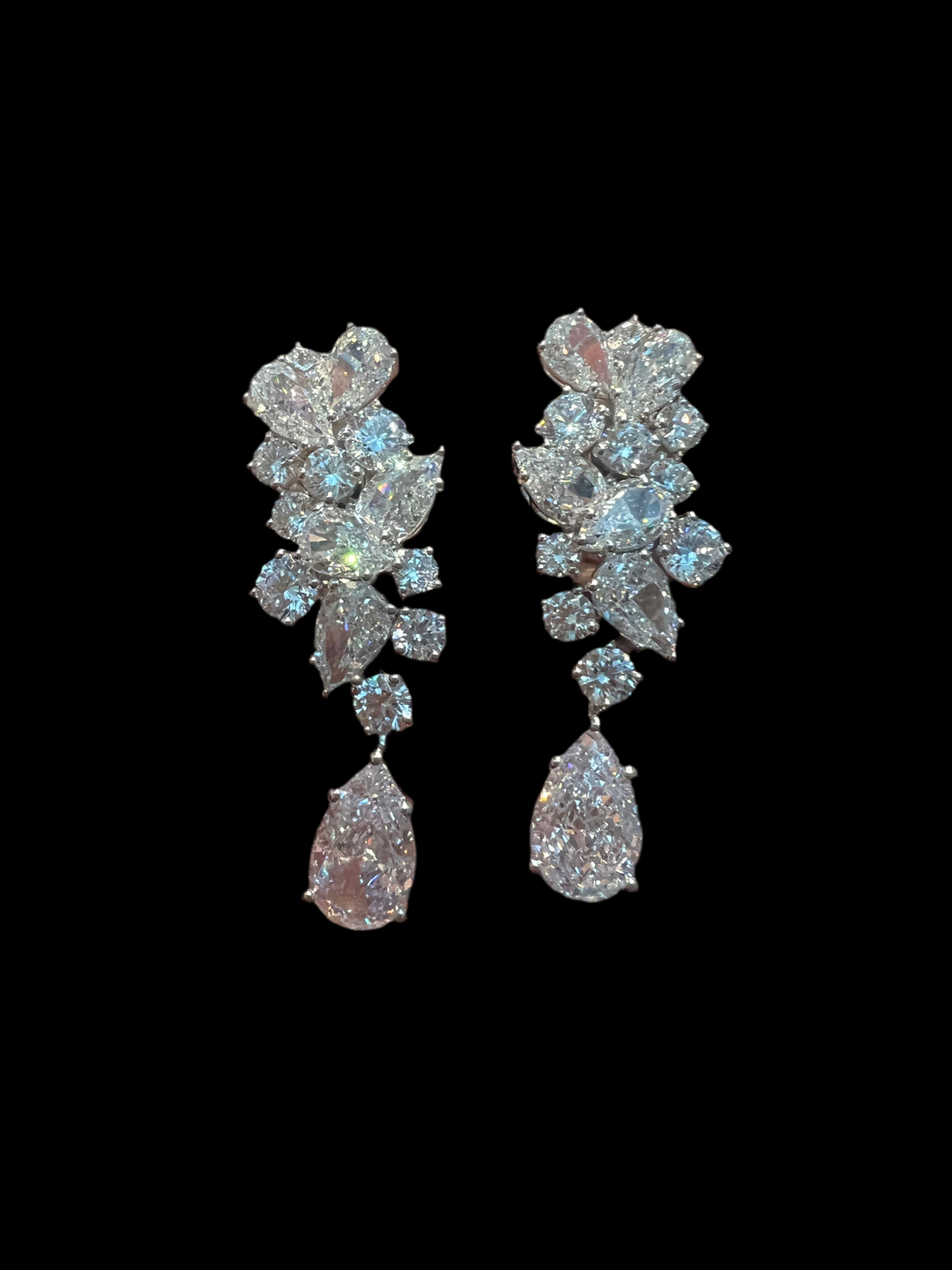 Cluster pears earrings أقراط الدمعات المتداخلة - just like diamonds