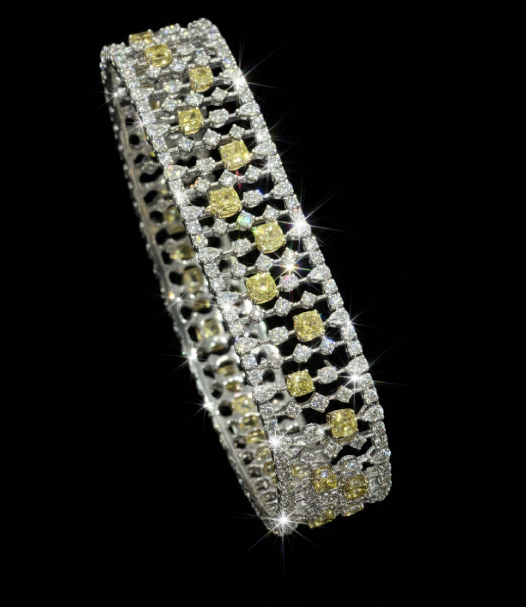 سوار عريض باللون الأصفر Yellow fancy big bracelet