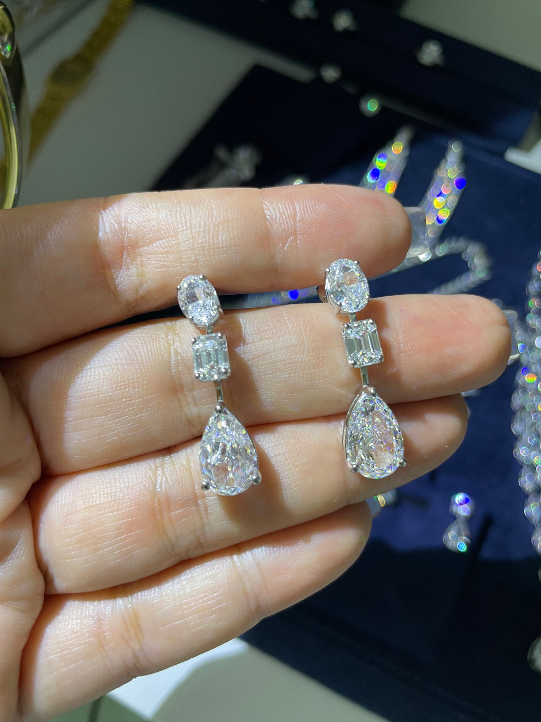 Solitaires necklace  قلاده السوليتيرات - just like diamonds