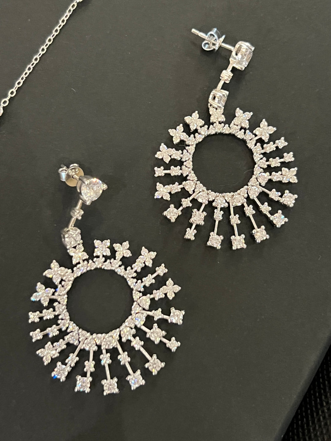 Long necklace  قلادة طويله - just like diamonds