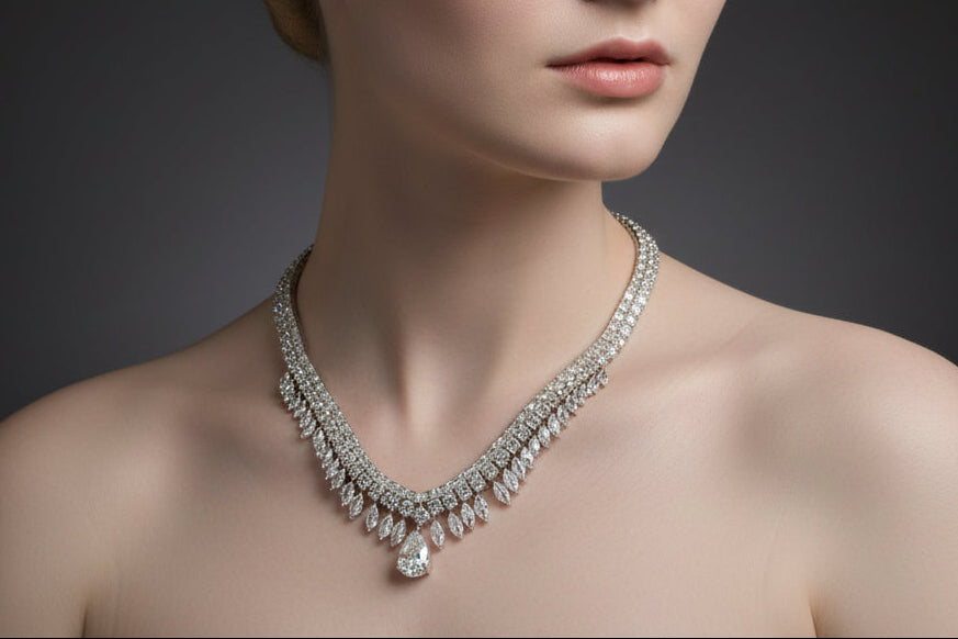 Elegant diamond necklace  piaget design