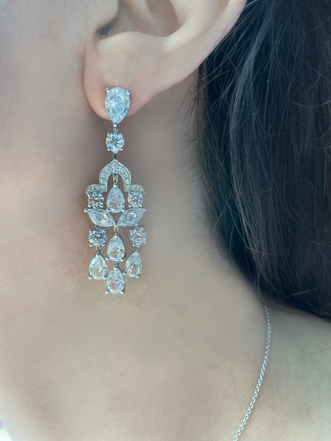 Drop earrings  أقراط الدمعات