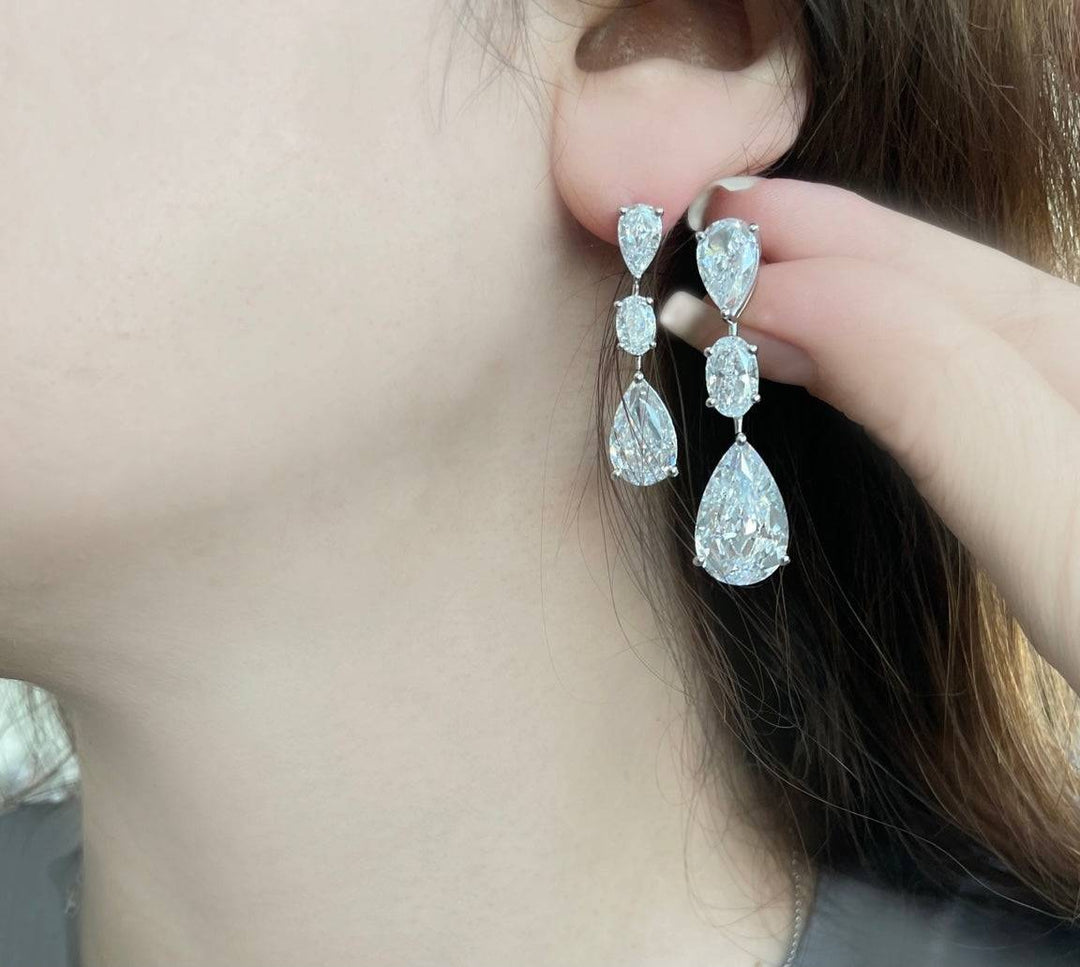 Pear shape and oval ( small version ) أقراط الدمعة بالحجم الصغير - just like diamonds