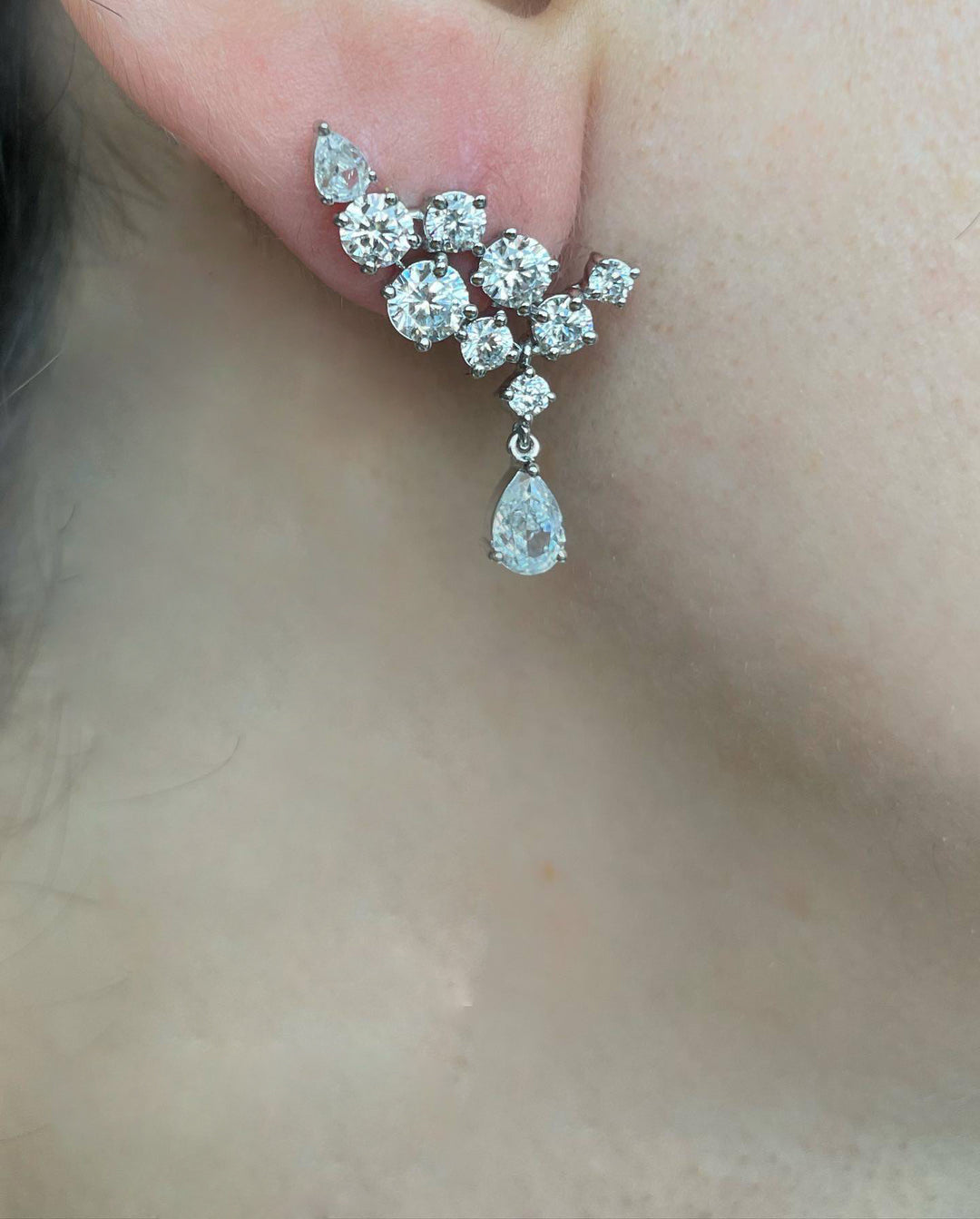 Simple earrings أقراط ناعمه مستوحاه من ماركه - just like diamonds