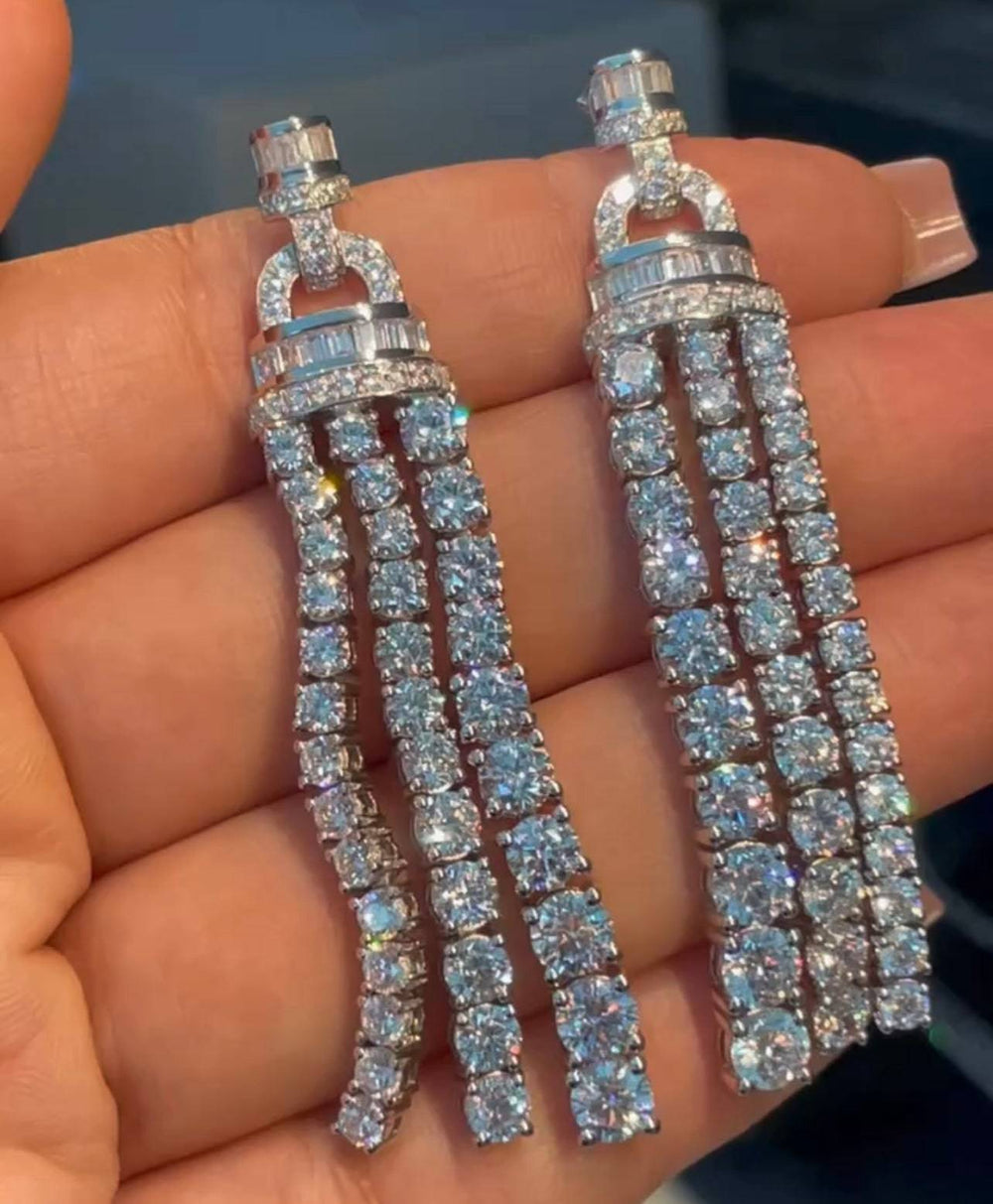 Three lines earrings أقراط الثلاث صفات - just like diamonds