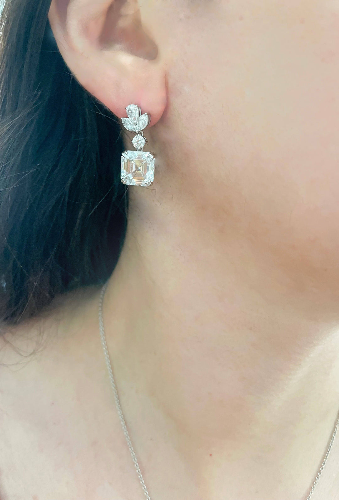 White Asscher earrings أقراط بحجر الآشر - just like diamonds