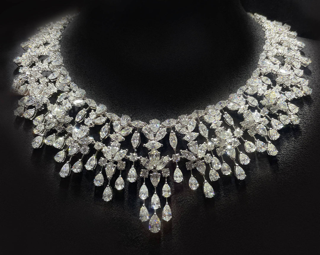 Classical necklace عقدكلاسيكي - just like diamonds