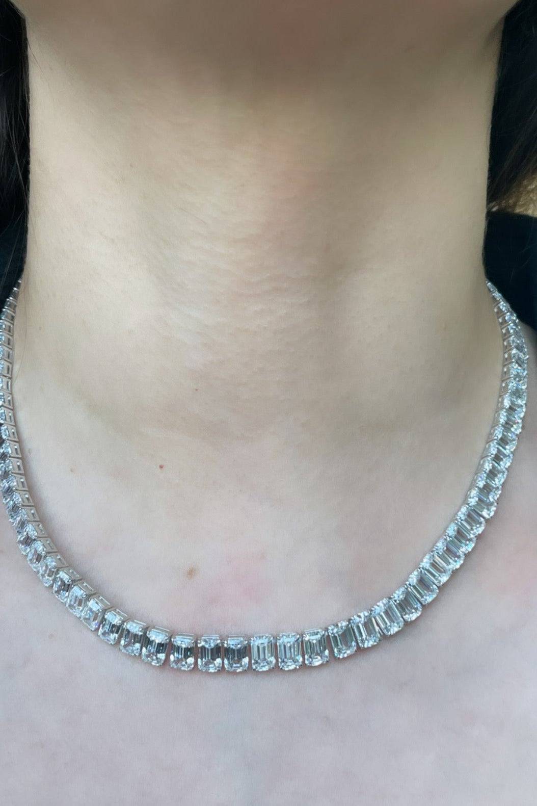 Emerald cut necklace قلادة تينيس ايميرالد - just like diamonds