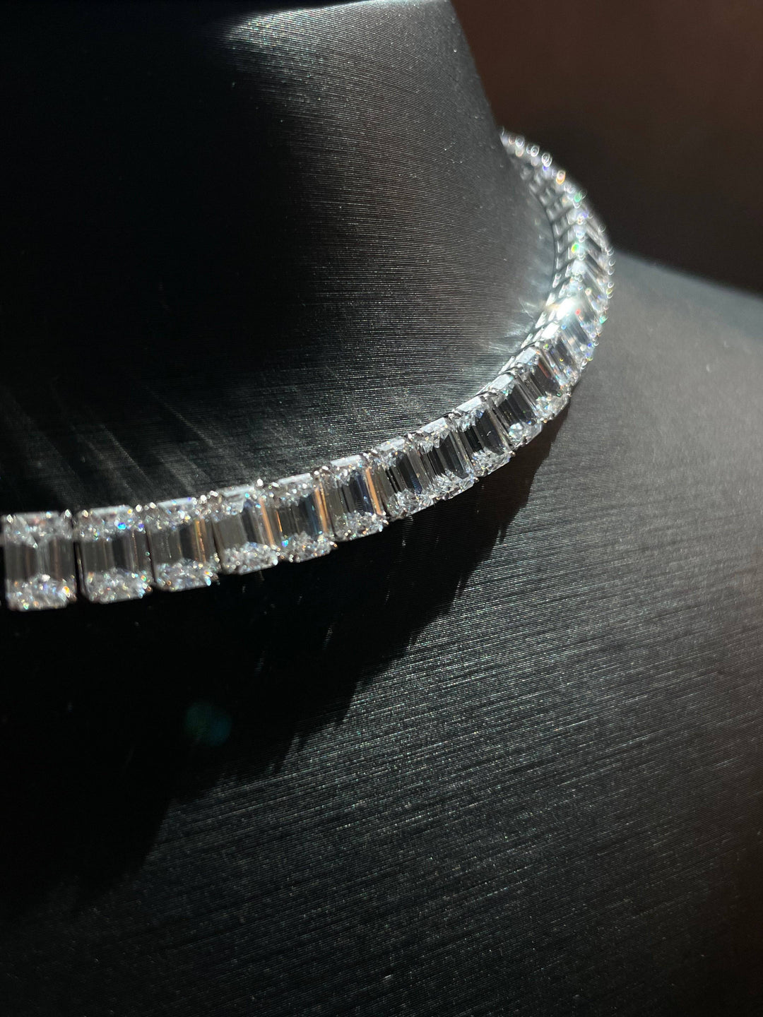 Emerald cut necklace قلادة تينيس ايميرالد - just like diamonds