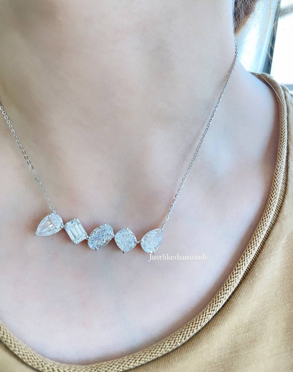 Mix shaped stones pendant بندنت بأحجار مختلفة - just like diamonds