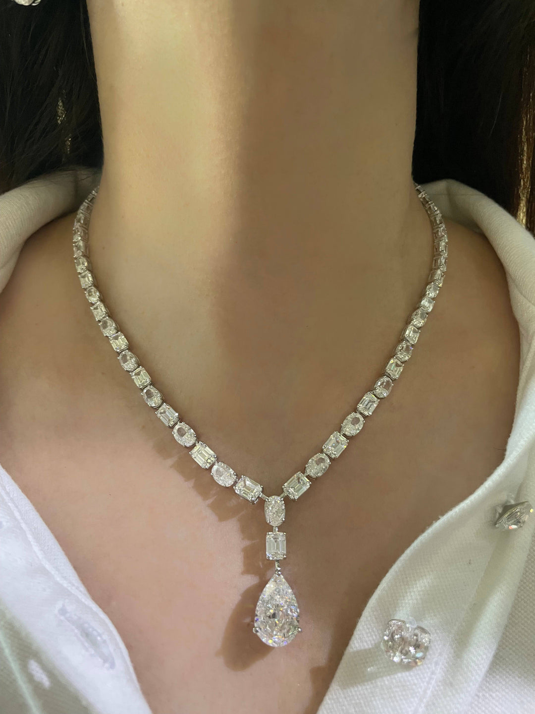 Solitaires necklace  قلاده السوليتيرات - just like diamonds