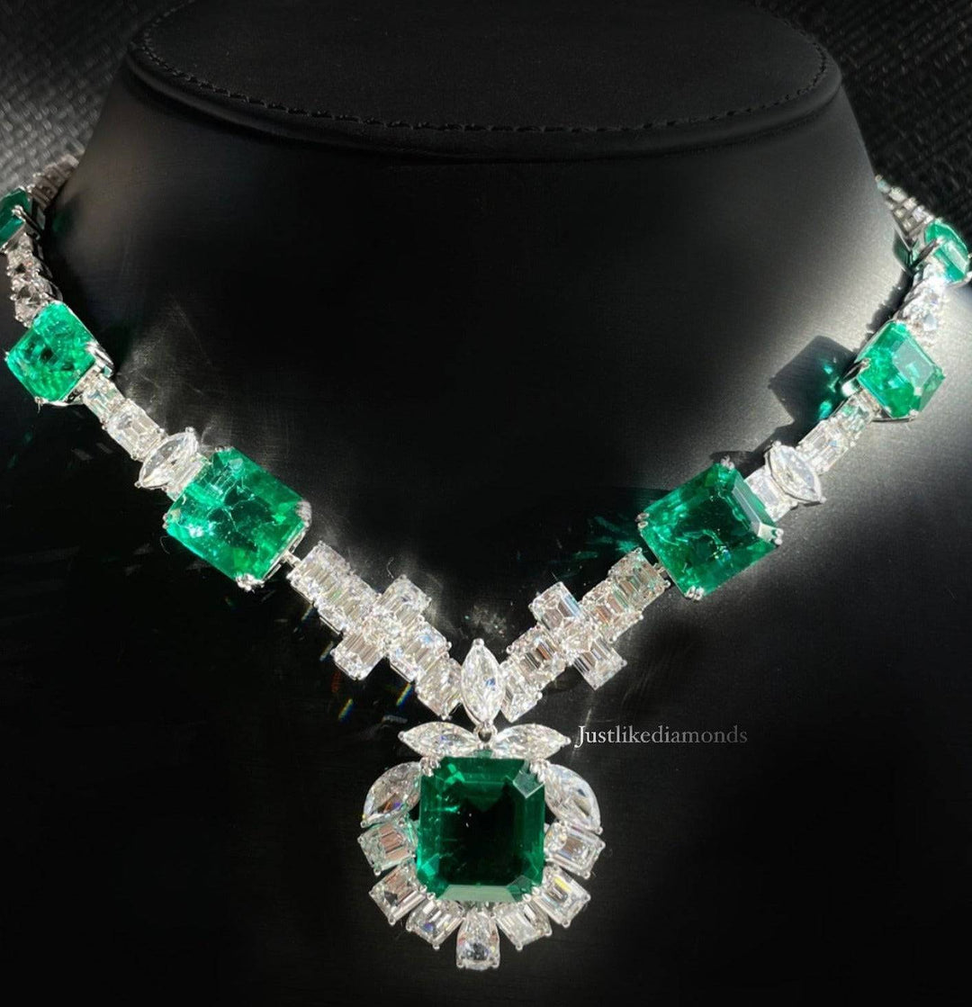Green necklace عقد أخضر - just like diamonds