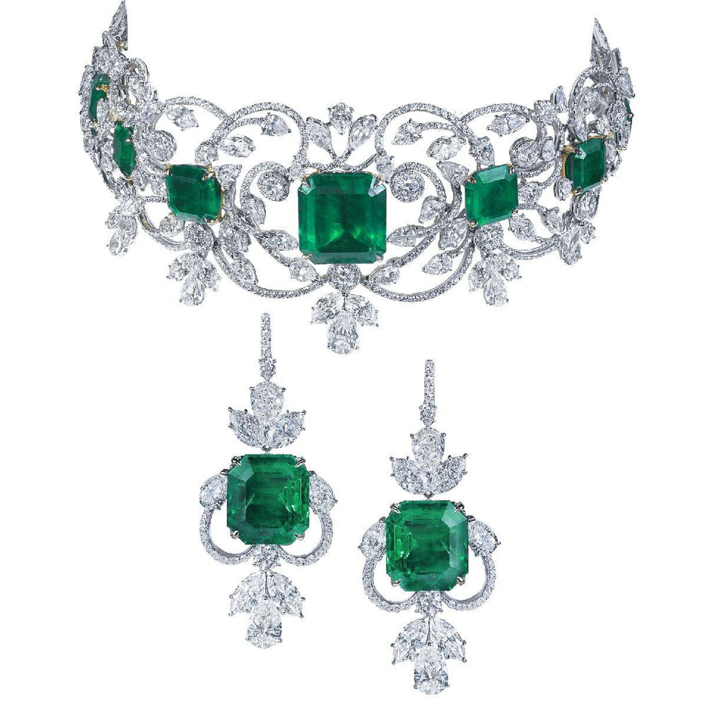 Green chocker necklace with emerald  عقد تشوكر أخضرمع الايميرالد - just like diamonds