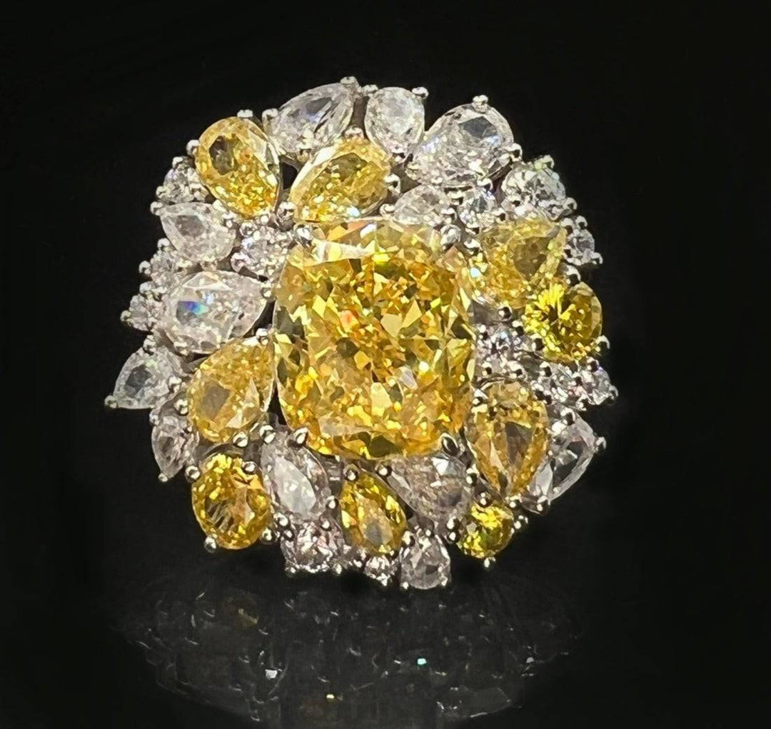 Medallion yellow Long necklace قلادة طويلة صفراء - just like diamonds
