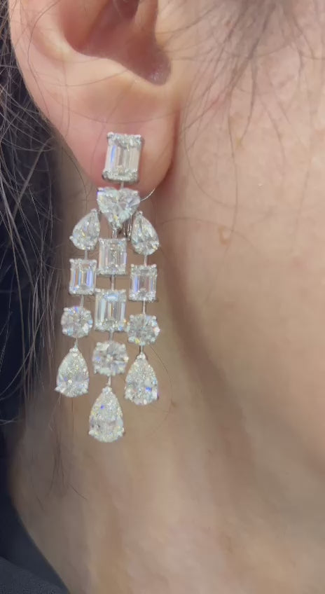 Chandelier emerald earrings أقراط الشاندليير الايميرالد