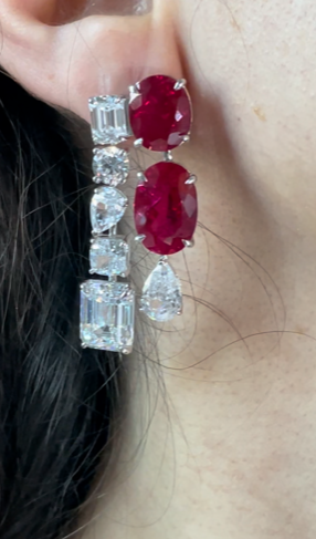 Two lines oval ruby earrings أقراط الاوفال الروبي من صفين