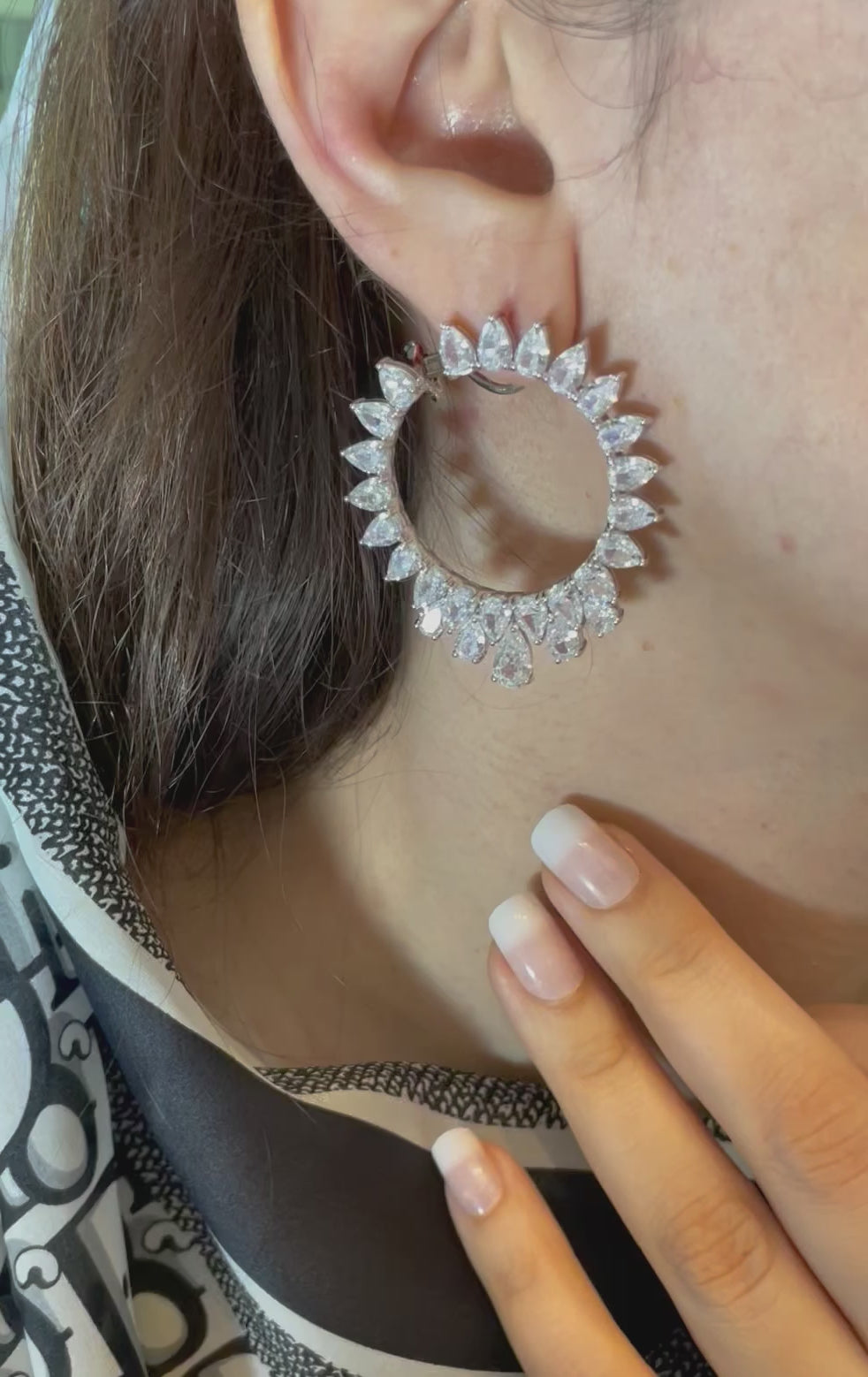 Designer style Hoop earrings  أقراط الهووب ديزانر ستايل